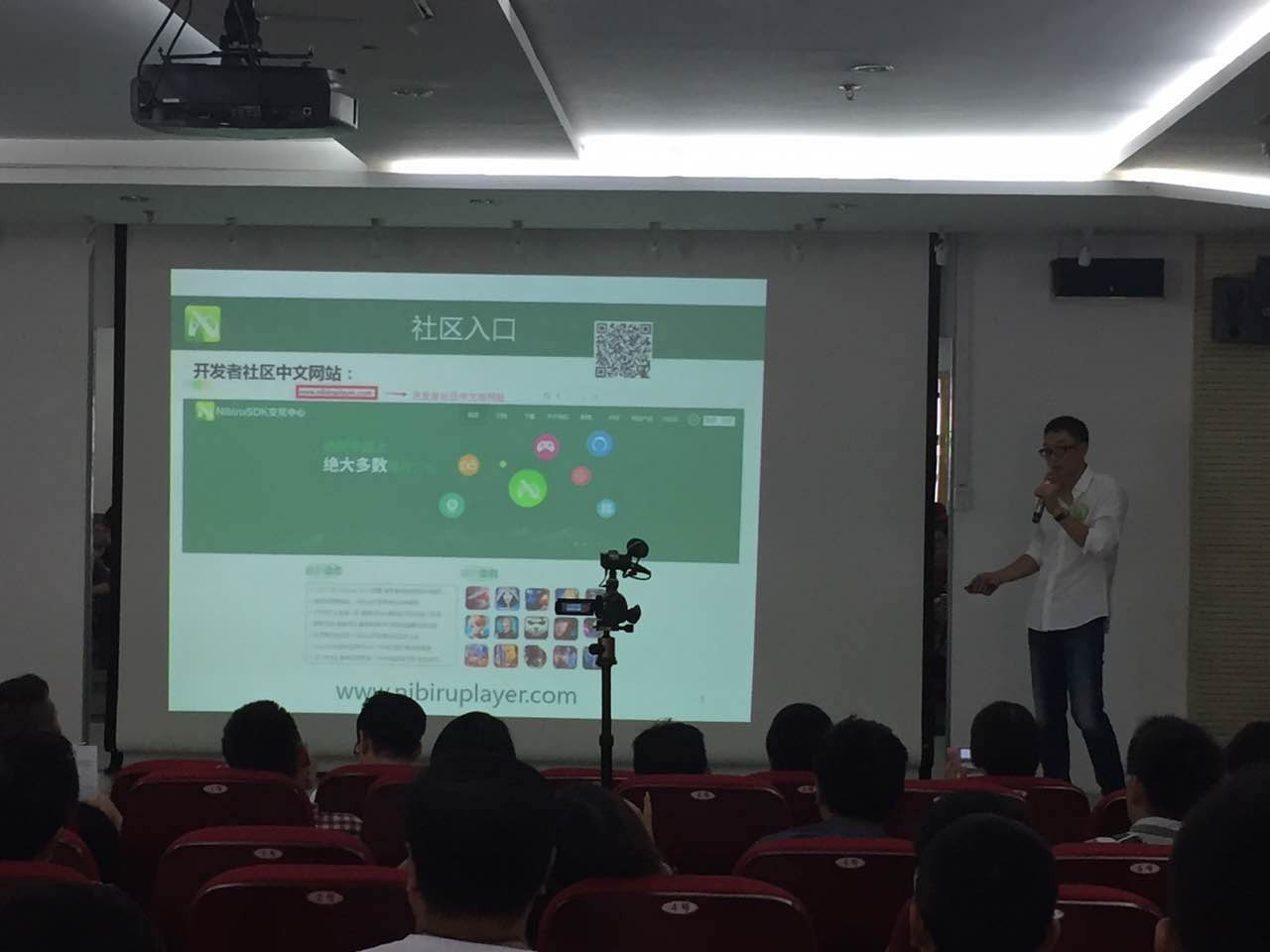 不一般的火热——2015VR开发者沙龙（上海站）圆满成功